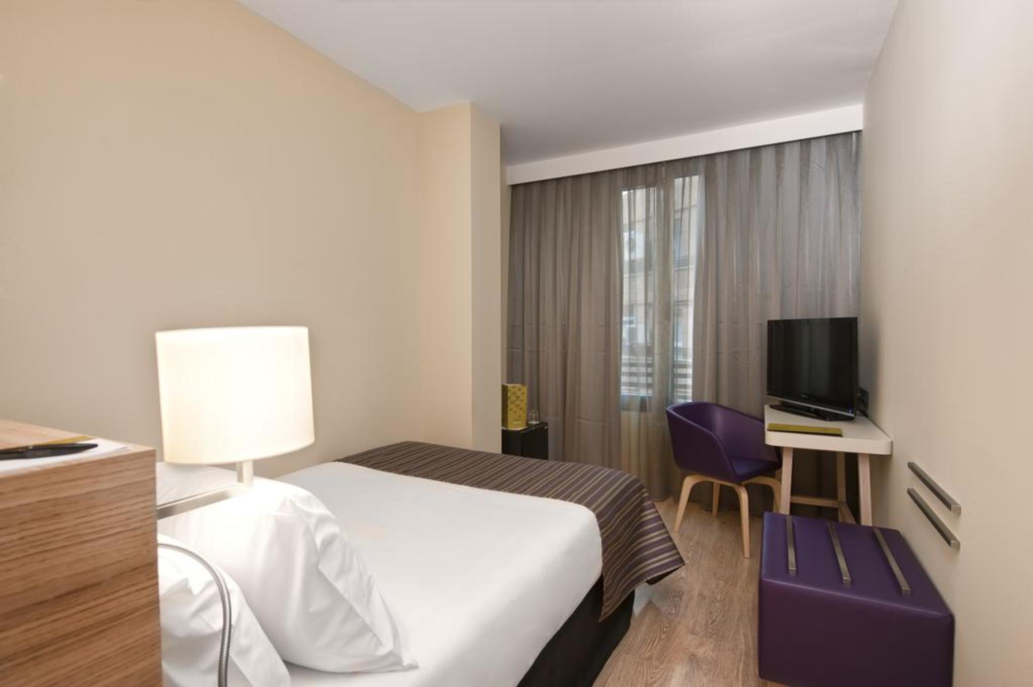 Exe Moncloa Hotel Madrid Exterior foto