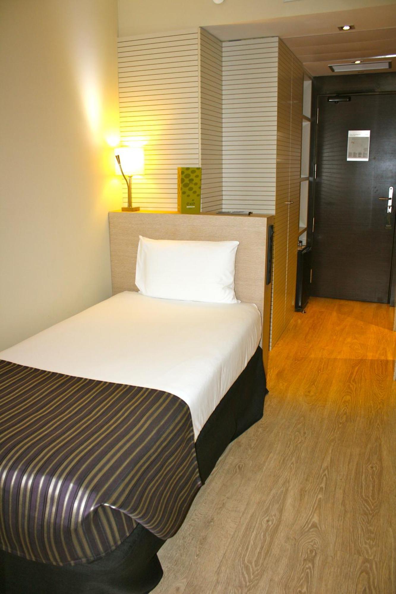 Exe Moncloa Hotel Madrid Cameră foto