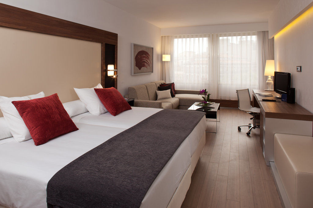 Exe Moncloa Hotel Madrid Exterior foto