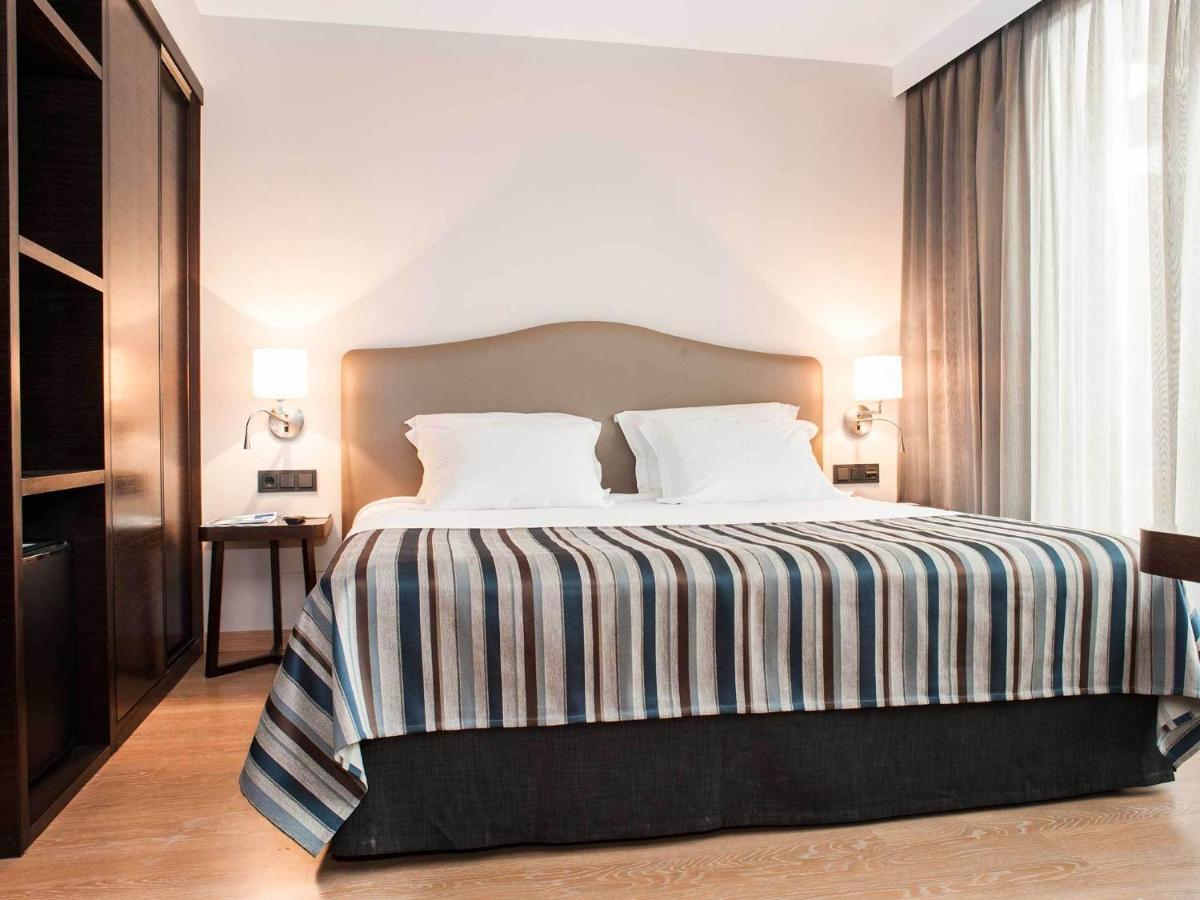 Exe Moncloa Hotel Madrid Exterior foto